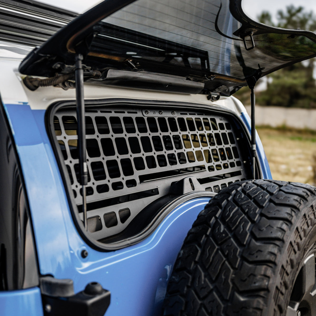 Panneau MOLLE de lunette arrière - FJ Cruiser-5-Bison Gear