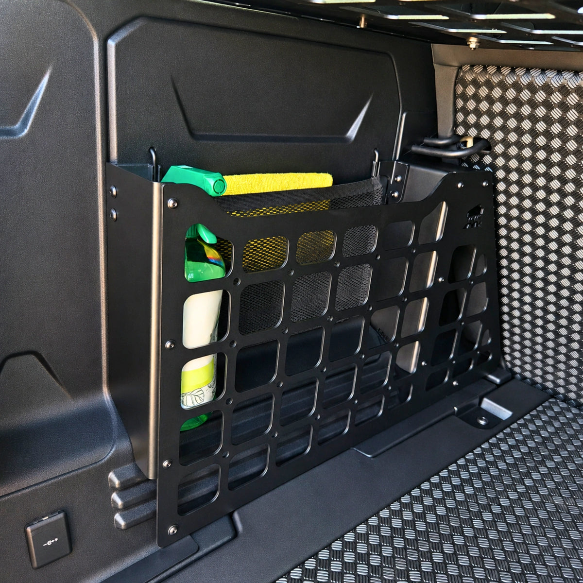 Panier de coffre - Defender L663 (110)