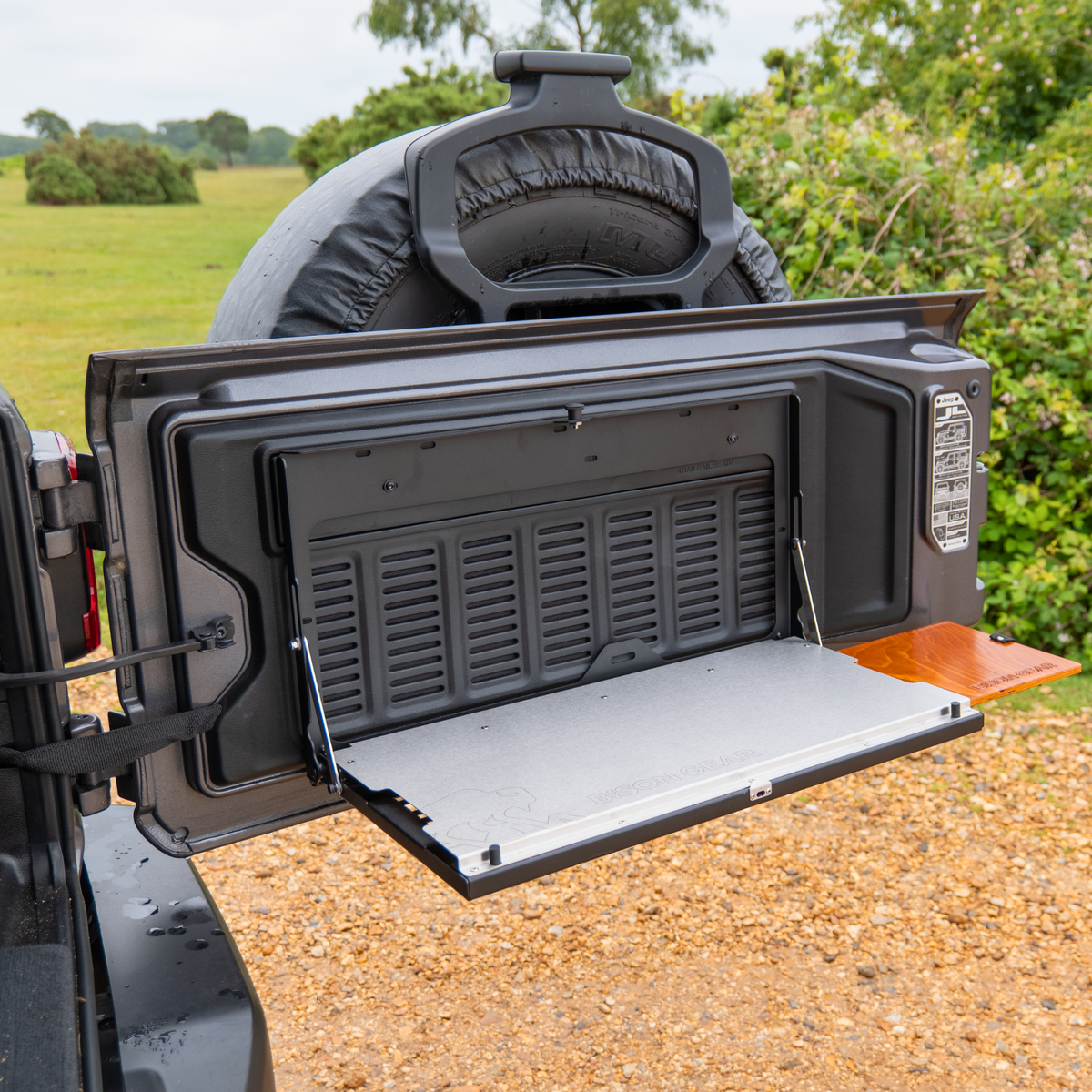 Table de porte arrière rabattable - Jeep Wrangler