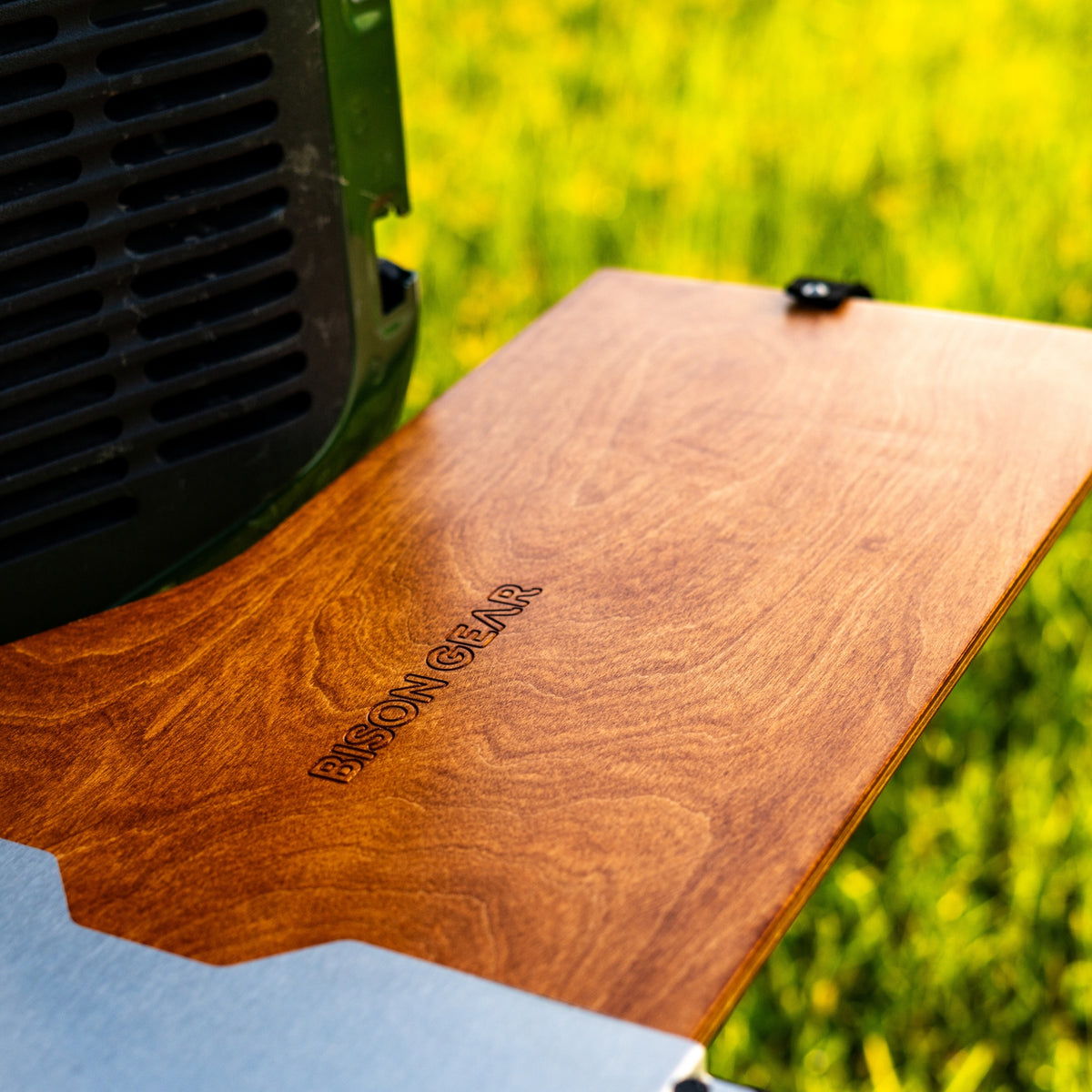 Table de porte arrière rabattable - Bronco 6G-14-Bison Gear