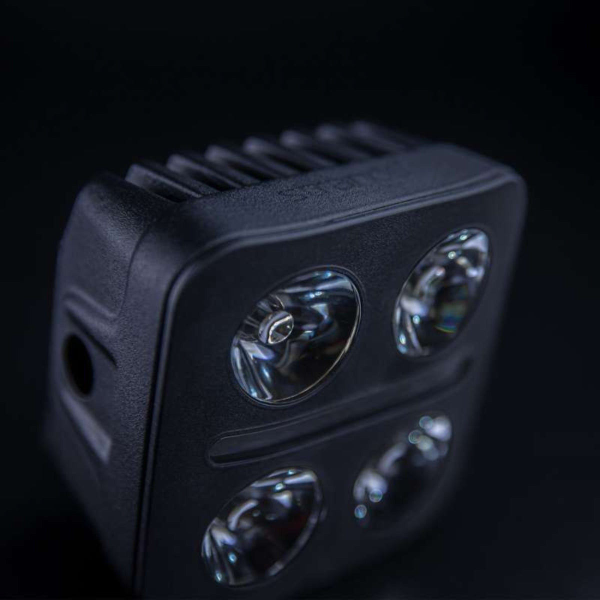 OUTLET : Phare longue portée Nuuk D-Line QB 3''-6-Bison Gear
