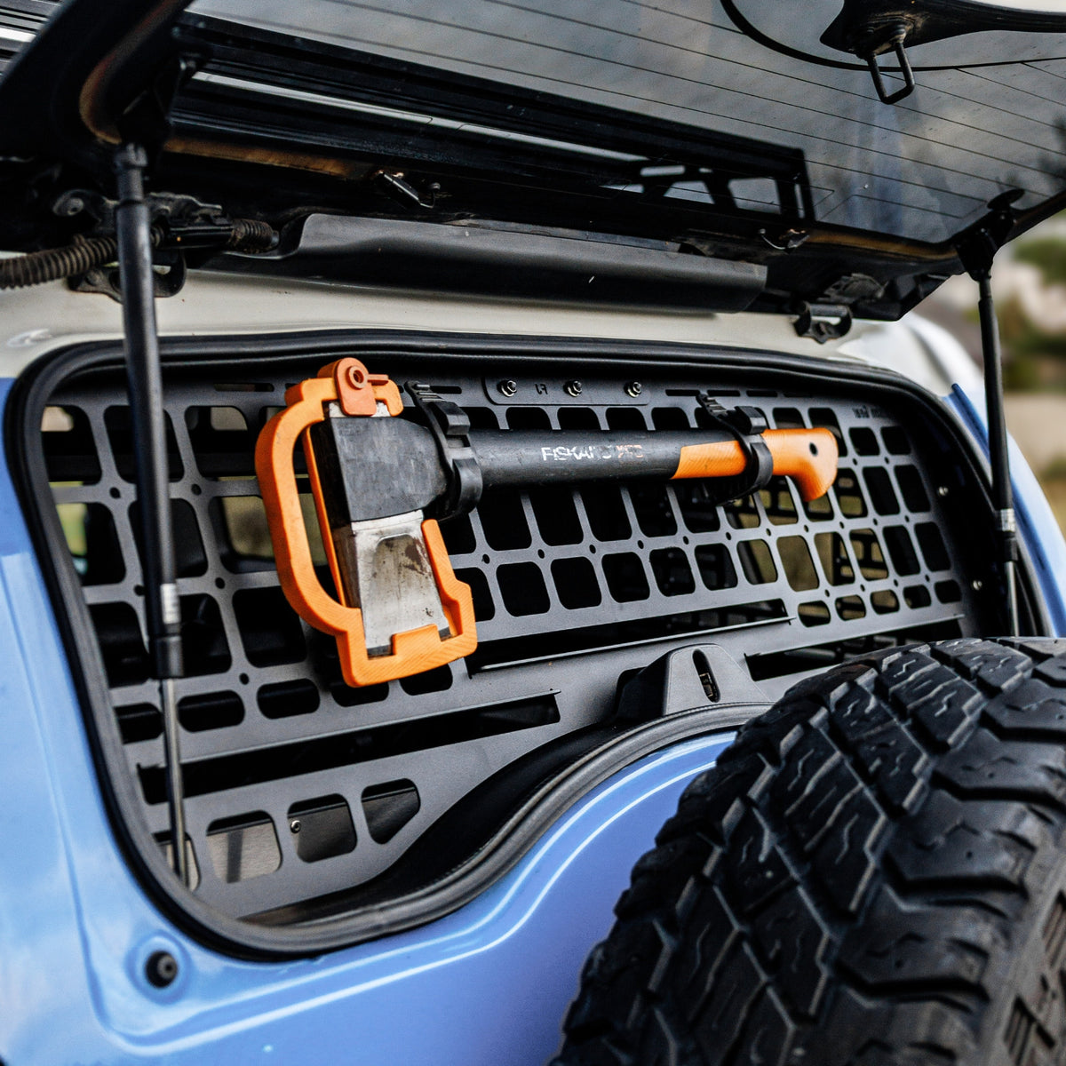 Panneau MOLLE de lunette arrière - FJ Cruiser-1-Bison Gear