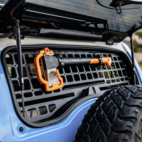Panneau MOLLE de lunette arrière - FJ Cruiser-1-Bison Gear