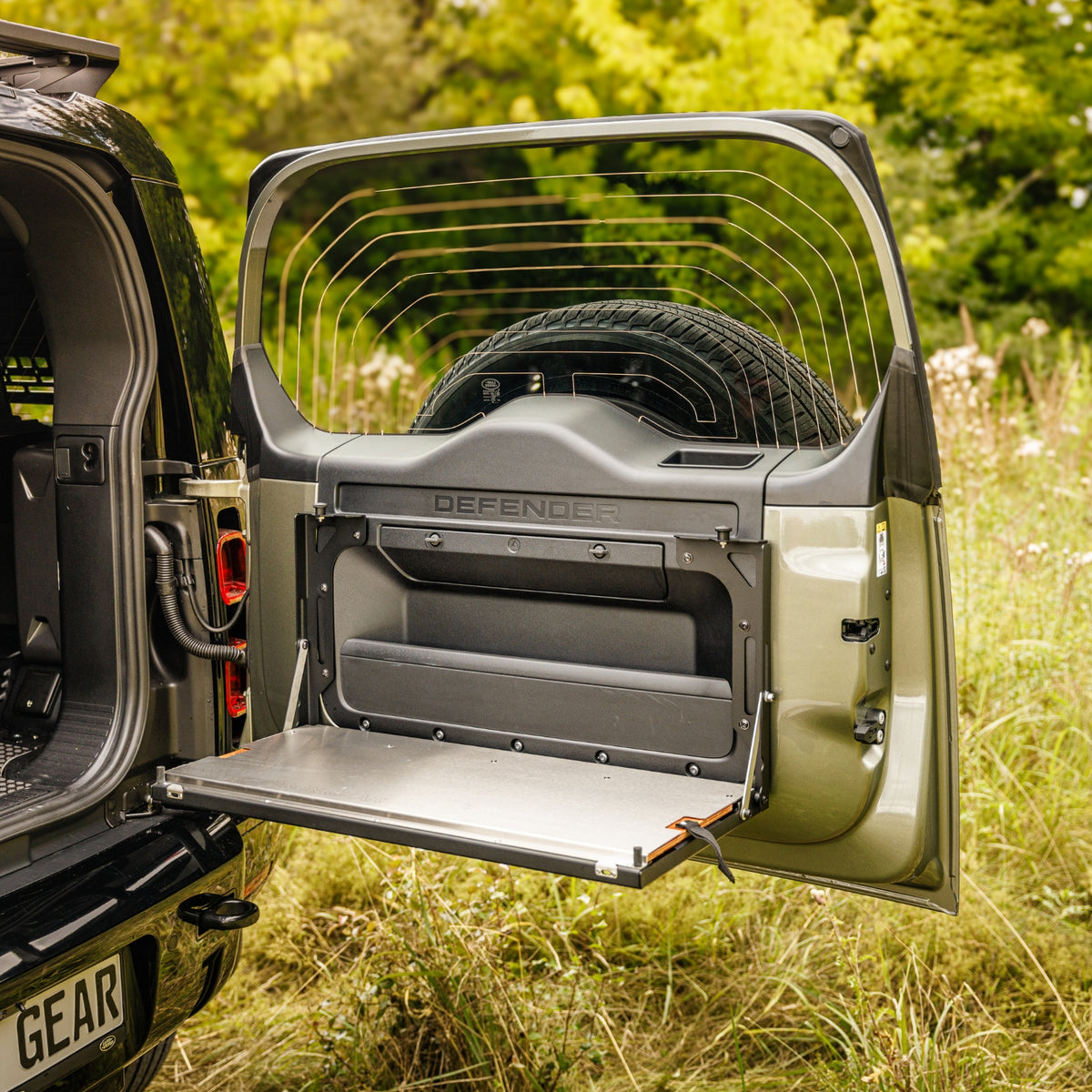 Table de porte arrière rabattable - Defender (L663)-5-Bison Gear