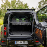 Compartiment sous l'étagère de toit-15-Bison Gear